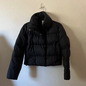 ALO Yoga Women's Black Gold Rush Puffer